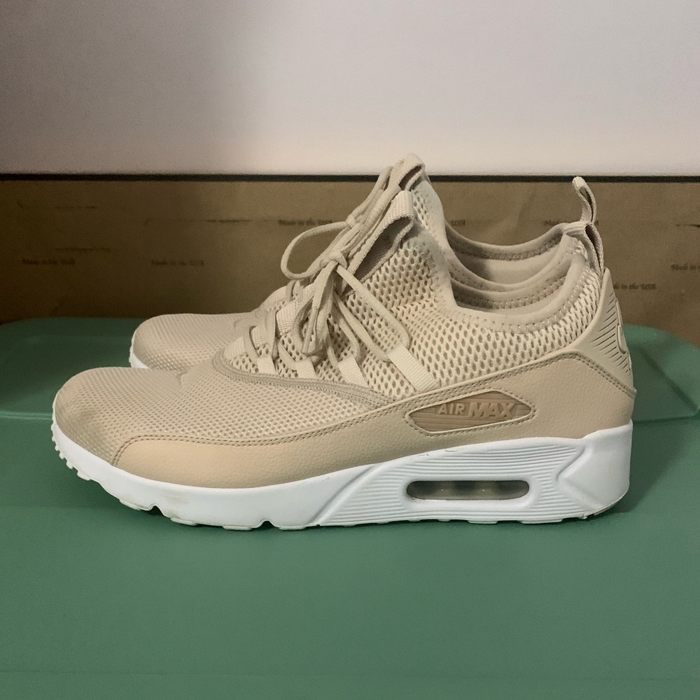 Nike Air Max sneakers (tan/light pinkish beige)